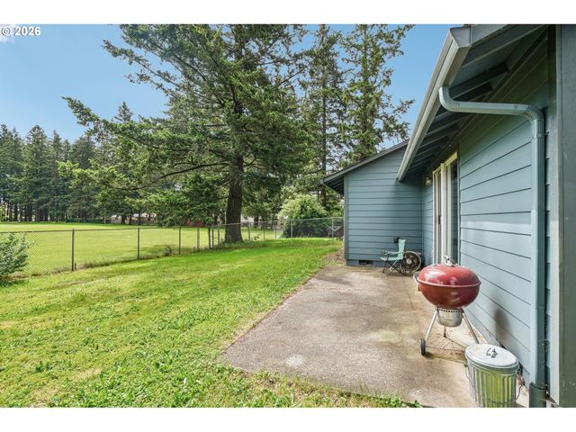 176 Ne 172ND Ave, Portland, OR 97230
