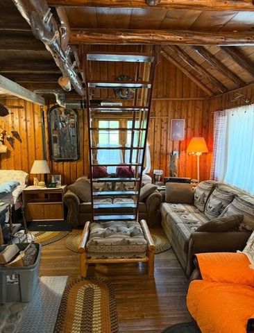 2106 Baynes, Oscoda, MI 48750