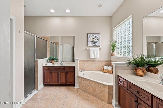 7751 BLACKSTONE RIVER Drive, Jacksonville, FL 32256
