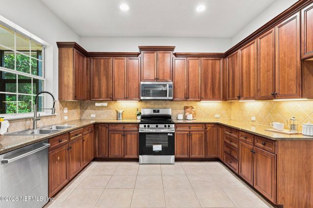 7751 BLACKSTONE RIVER Drive, Jacksonville, FL 32256