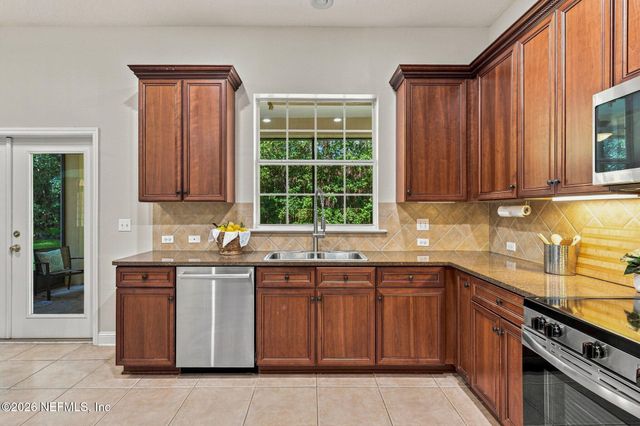 7751 BLACKSTONE RIVER Drive, Jacksonville, FL 32256