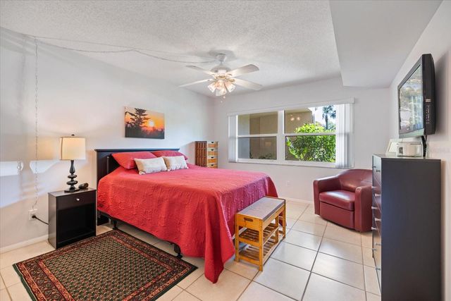 6939 W COUNTRY CLUB DRIVE N 156, Sarasota, FL 34243