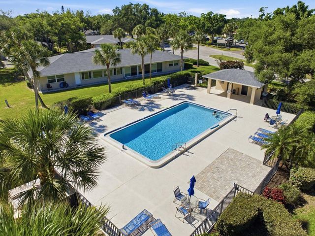 6939 W COUNTRY CLUB DRIVE N 156, Sarasota, FL 34243