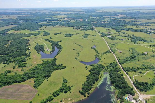 397790 W 2700 Road, Bartlesville, OK 74051