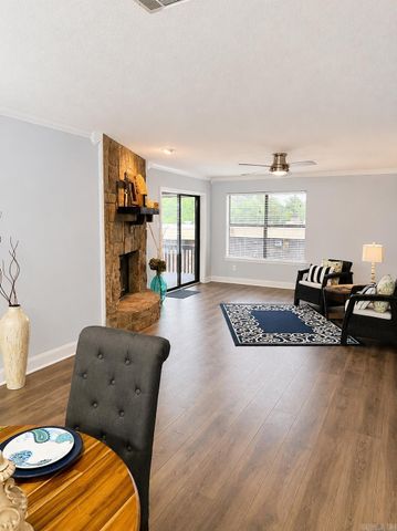 1412 UNIT 13A AIRPORT RD, Hot Springs, AR 71913