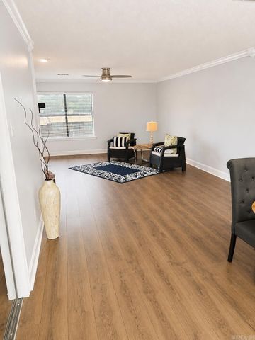 1412 UNIT 13A AIRPORT RD, Hot Springs, AR 71913