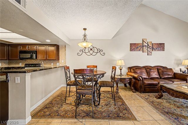 2753 Lodestone Drive, Las Vegas, NV 89117