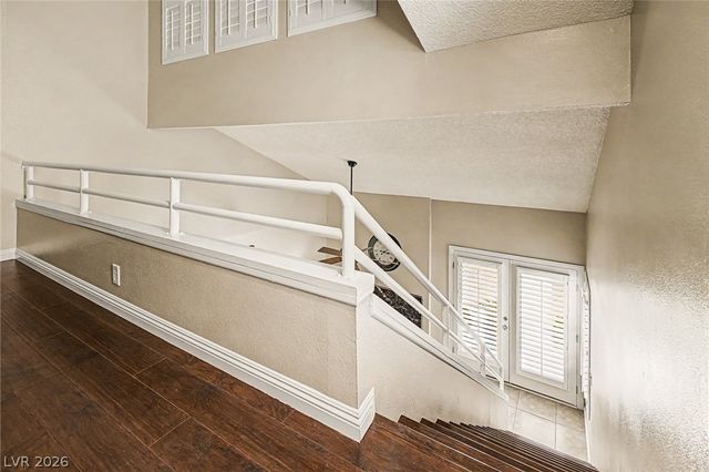 2753 Lodestone Drive, Las Vegas, NV 89117