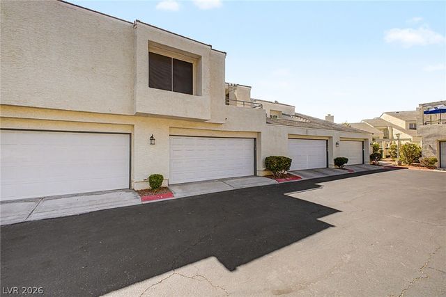 2753 Lodestone Drive, Las Vegas, NV 89117