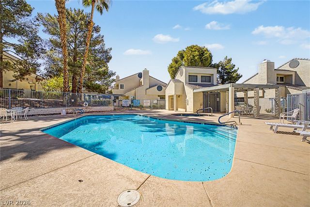 2753 Lodestone Drive, Las Vegas, NV 89117