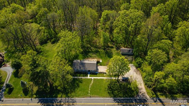 12902 Dorsett Road, Maryland Heights, MO 63043