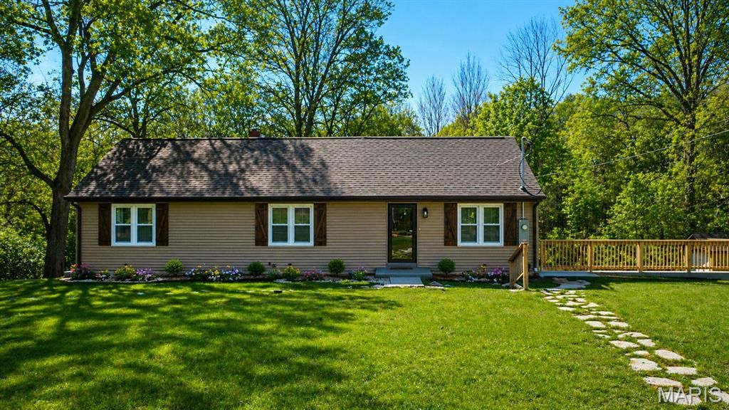 12902 Dorsett Road, Maryland Heights, MO 63043