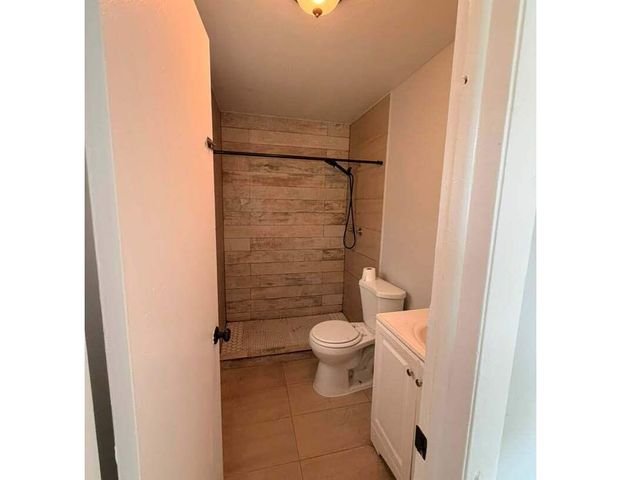 824 N G Street A, Lake Worth Beach, FL 33460