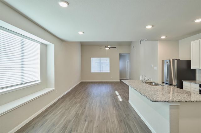 2460 Shellcracker Drive, Conroe, TX 77384