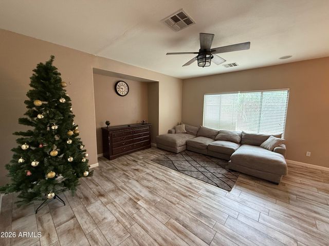 1011 E REDWOOD Drive, Chandler, AZ 85286