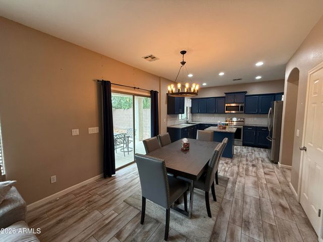 1011 E REDWOOD Drive, Chandler, AZ 85286