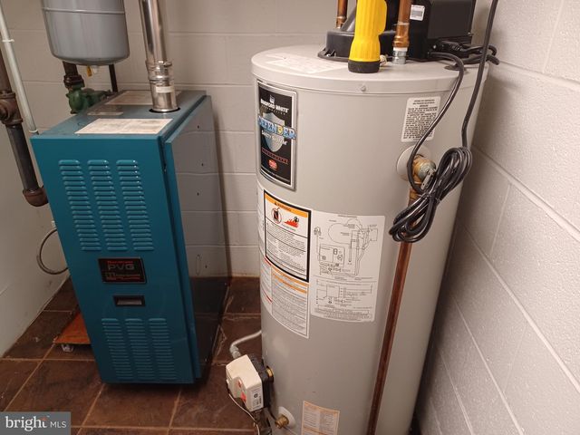 720 FREDERICK ST, Cumberland, MD 21502