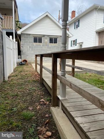 720 FREDERICK ST, Cumberland, MD 21502