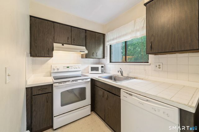 30 Kay Lane K, Waterbury, CT 06708