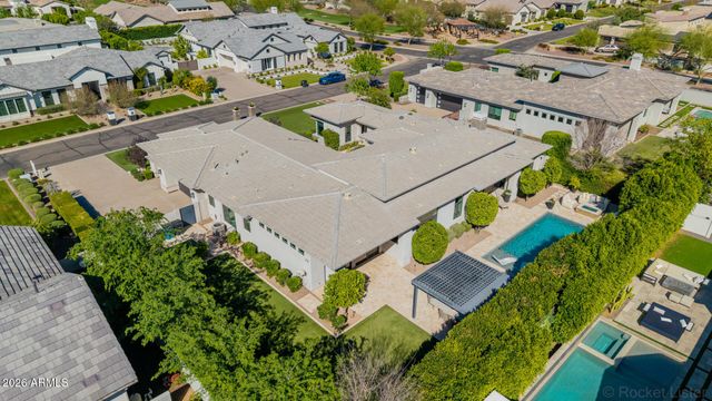 2665 E HUMMINGBIRD Way, Gilbert, AZ 85297