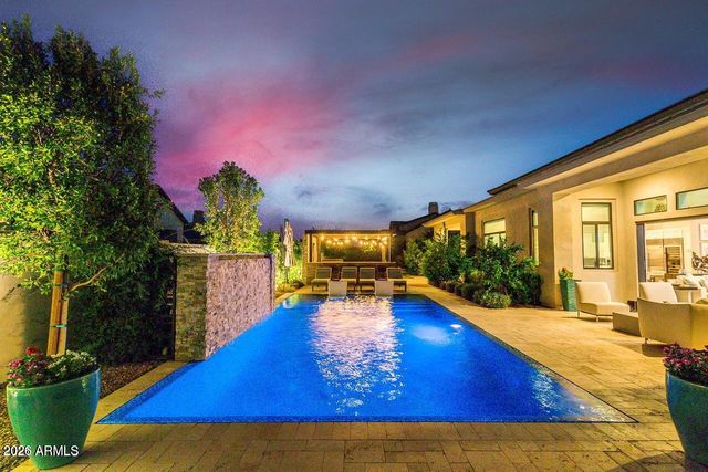 2665 E HUMMINGBIRD Way, Gilbert, AZ 85297