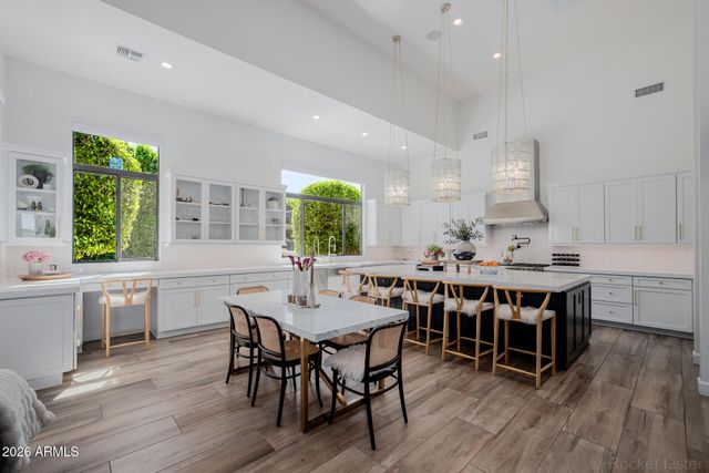 2665 E HUMMINGBIRD Way, Gilbert, AZ 85297