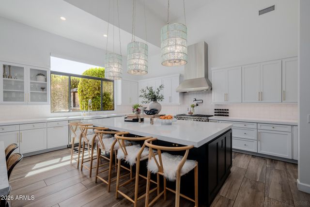 2665 E HUMMINGBIRD Way, Gilbert, AZ 85297