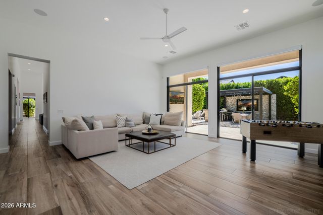 2665 E HUMMINGBIRD Way, Gilbert, AZ 85297