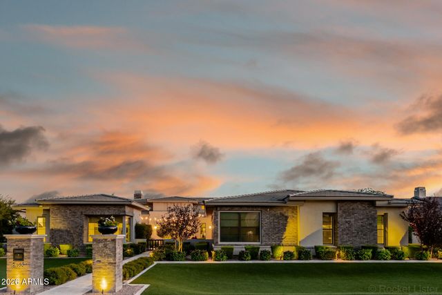 2665 E HUMMINGBIRD Way, Gilbert, AZ 85297