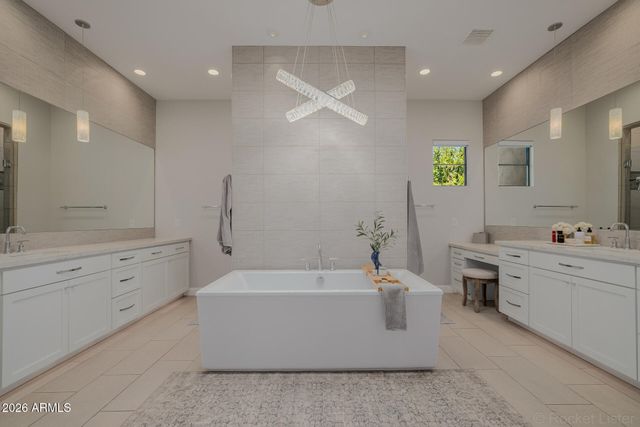 2665 E HUMMINGBIRD Way, Gilbert, AZ 85297