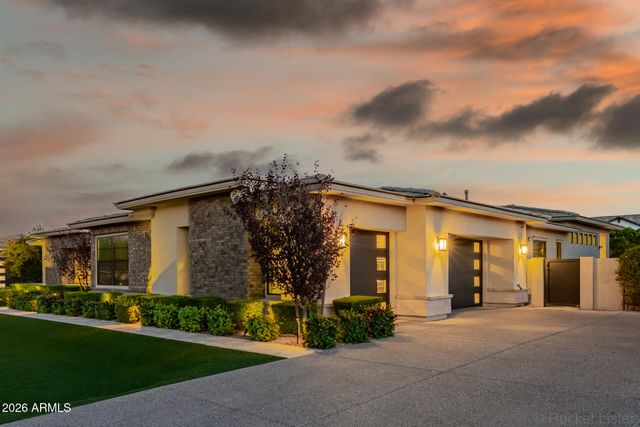 2665 E HUMMINGBIRD Way, Gilbert, AZ 85297