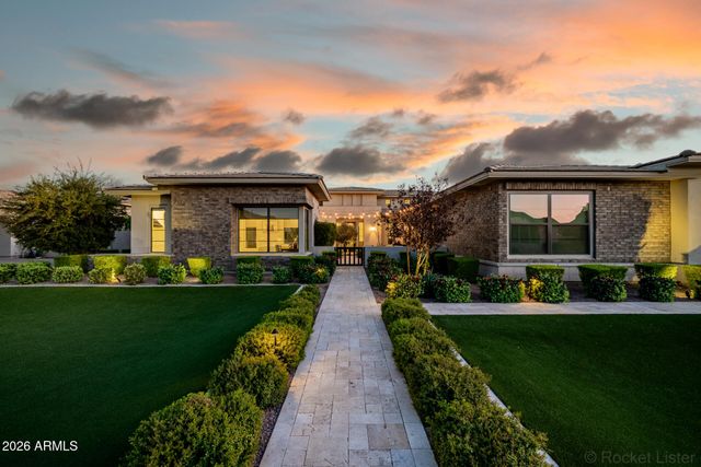 2665 E HUMMINGBIRD Way, Gilbert, AZ 85297