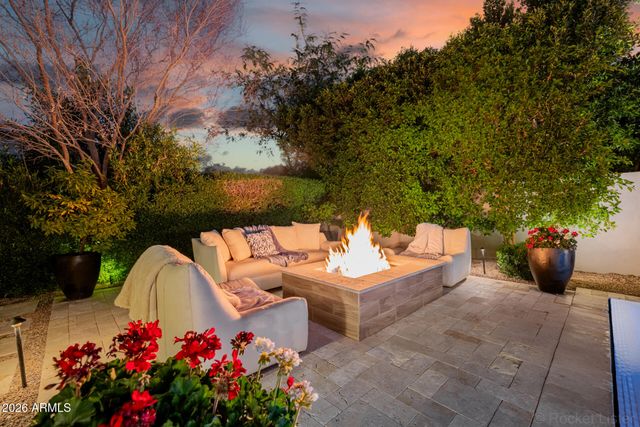 2665 E HUMMINGBIRD Way, Gilbert, AZ 85297