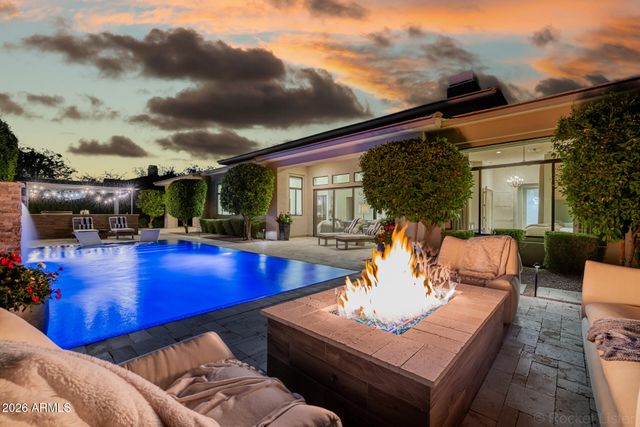 2665 E HUMMINGBIRD Way, Gilbert, AZ 85297