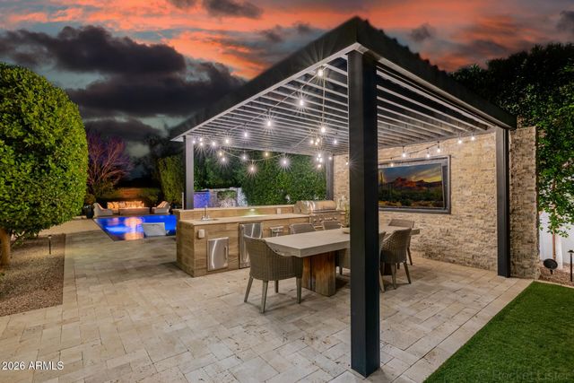 2665 E HUMMINGBIRD Way, Gilbert, AZ 85297