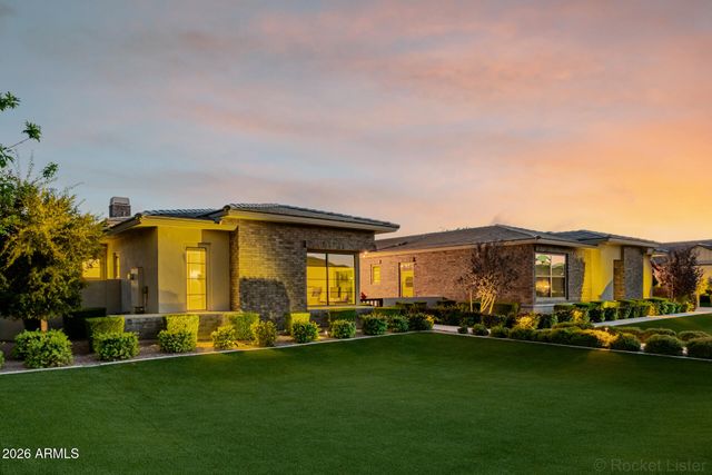 2665 E HUMMINGBIRD Way, Gilbert, AZ 85297