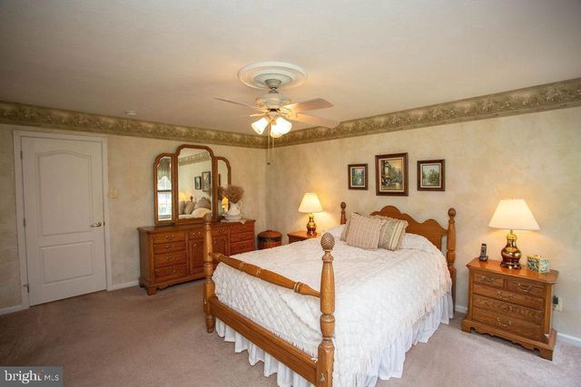 13 BRANDON LN, Sewell, NJ 08080
