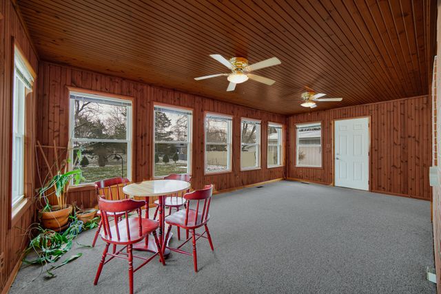 8639 Linden Avenue, Munster, IN 46321