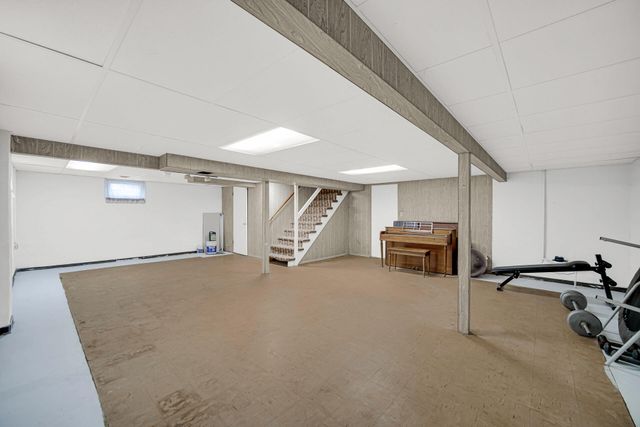 8639 Linden Avenue, Munster, IN 46321