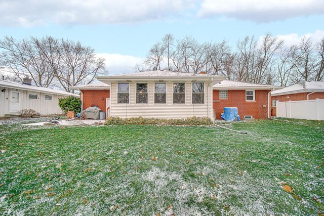 8639 Linden Avenue, Munster, IN 46321
