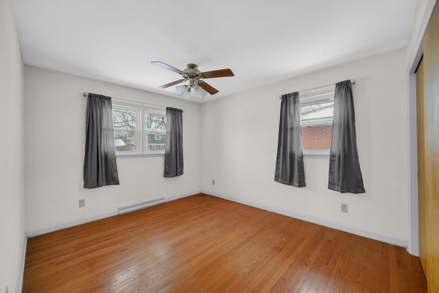 8639 Linden Avenue, Munster, IN 46321