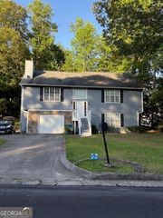 1015 Sly Fox Court, Stone Mountain, GA 30088