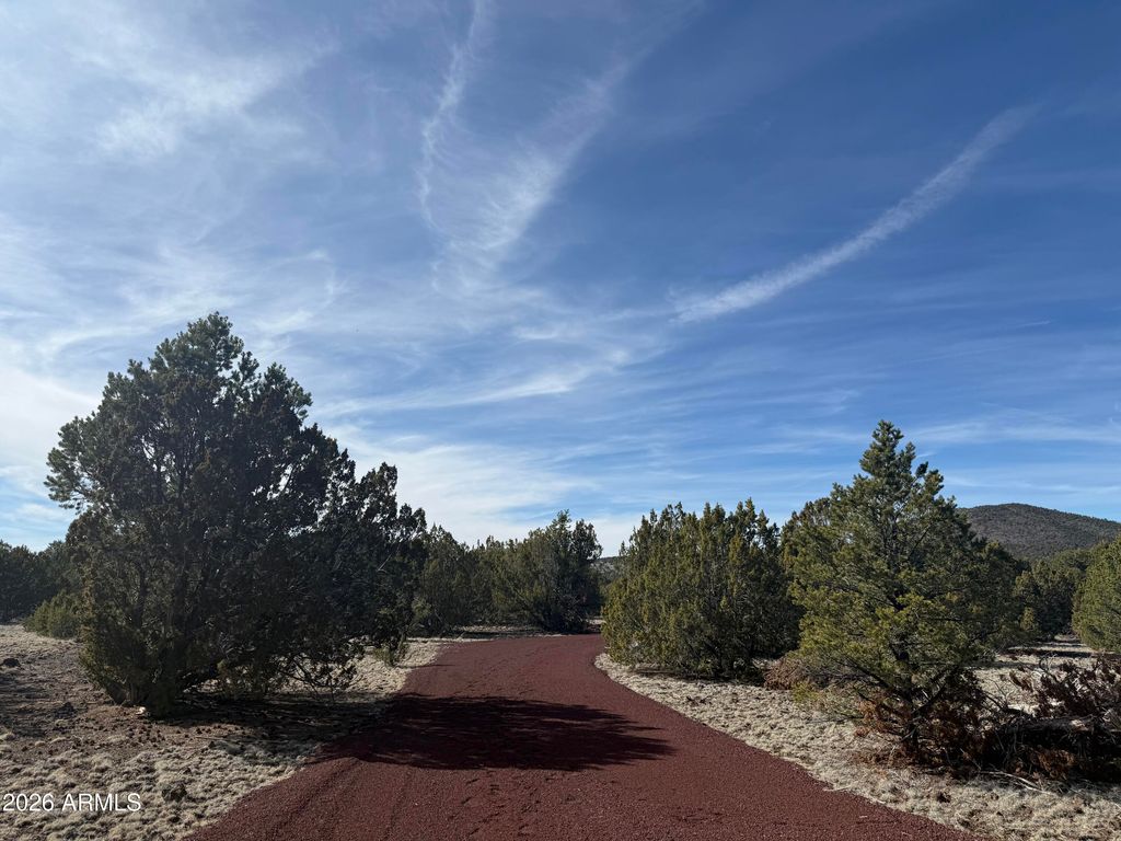 Image 1 of property listing at 5892 N Santa Fe -- 99, Williams, AZ 86046