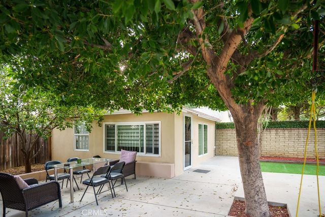 15500 Chatsworth Street, San Fernando, CA 91345
