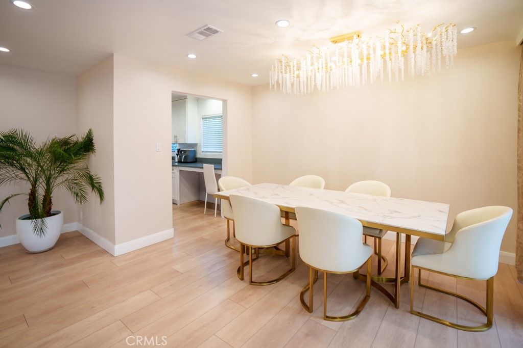 Image 6 of property listing at 15500 Chatsworth Street, San Fernando, CA 91345