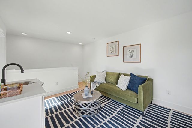 102 Duke St Apt 7, Nashville, TN 37207