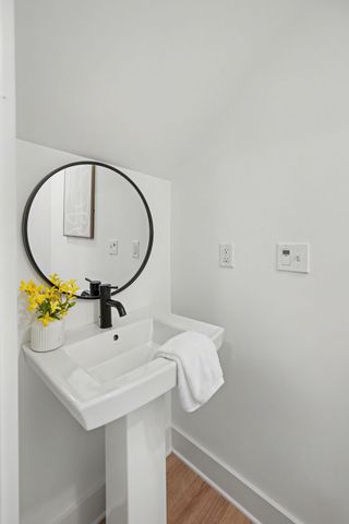 102 Duke St Apt 7, Nashville, TN 37207