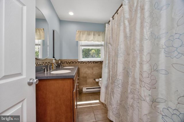 726 CLAIRE RD, Warminster, PA 18974
