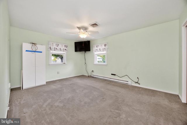 726 CLAIRE RD, Warminster, PA 18974