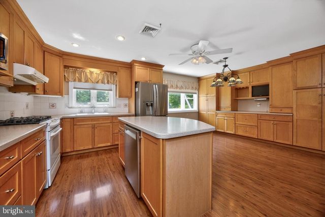 726 CLAIRE RD, Warminster, PA 18974